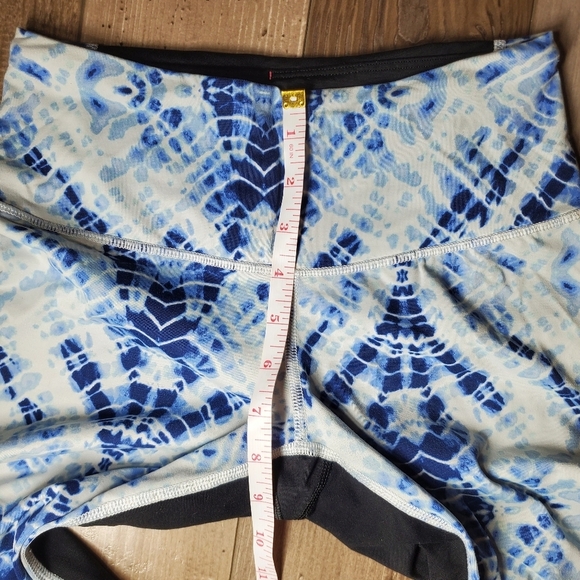 VSX Victoria’s Secret Sport Blue Tie-dye Knockout Tight Legging Capri Pants XS - Picture 6 of 16